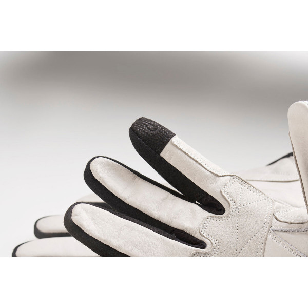 Fuel Astrail Glove Lucky Explorer
